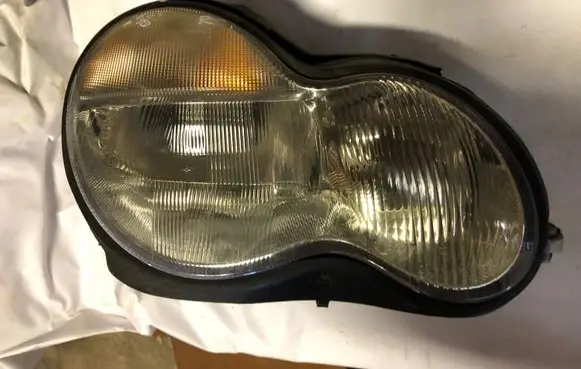 Mercedes-Benz C W203 Headlight/headlamp A2038200261 1305235664
