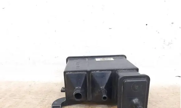 BMW 7 G11 G12 Other engine bay part 7356541 16137356541
