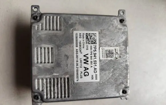 Skoda Octavia Mk3 (5E) Headlight ballast module Xenon 7P5941591AD 7P5941591A