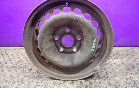 Audi A4 S4 B5 8D R15 steel rim 8860