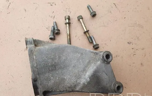 Volkswagen Golf II Supercharger 037145813C