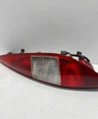 Ford Mondeo Mk III Rear/tail lights 1S7113404C C374D