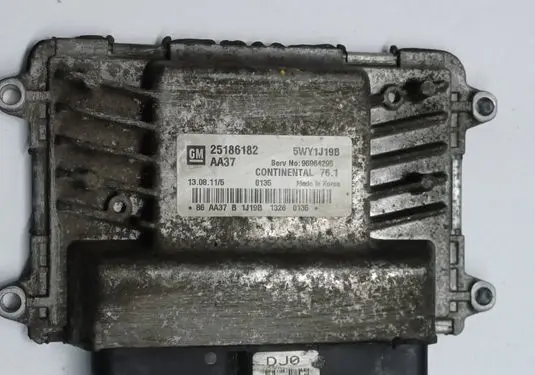 Chevrolet Orlando Engine control unit/module 25186182 5WY1J19B