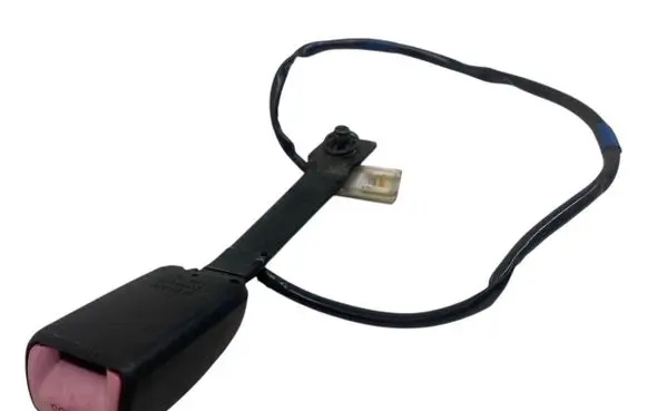 Subaru Outback Front seatbelt buckle E034501
