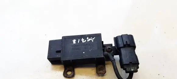 Coolant fan relay