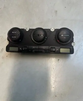 Skoda Octavia Mk2 (1Z) Climate control unit