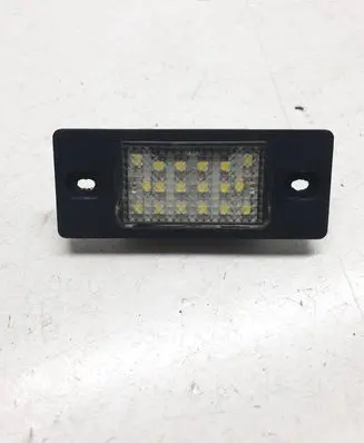 Volkswagen Touareg I Number plate light