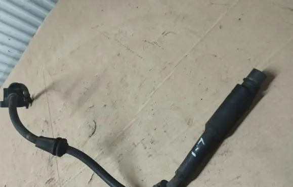 Peugeot 308 Brake line pipe/hose 