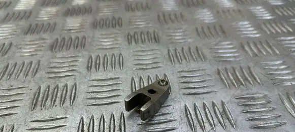 Mercedes-Benz CLC CL203 Fuel Injector clamp holder