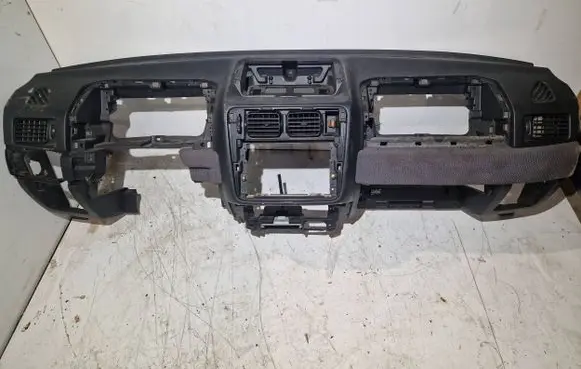Mitsubishi Pajero Pinin Dashboard MR480037 F016011