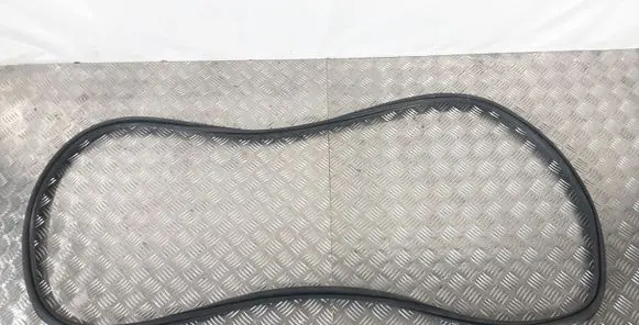 Volvo XC90 Rubber seal rear door 