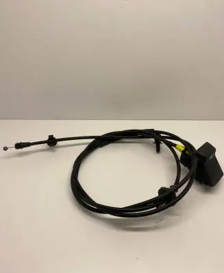 Chevrolet Traverse II Engine bonnet/hood lock release cable 84378497