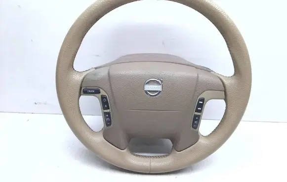 Volvo V70 Steering wheel 30666077 30698045 30710273