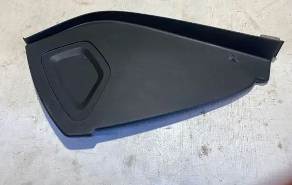 Dashboard side end trim