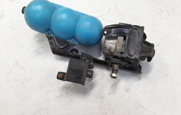 Vacuum pump