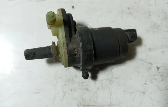 Opel Zafira B Windscreen/windshield washer pump 13248320