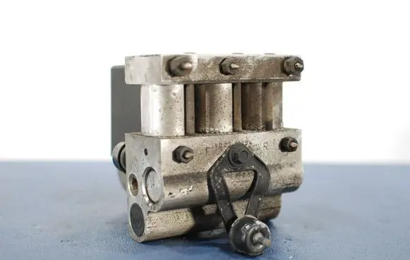Volvo 940 ABS Pump 9169162
