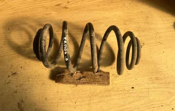 Opel Zafira B Rear coil spring