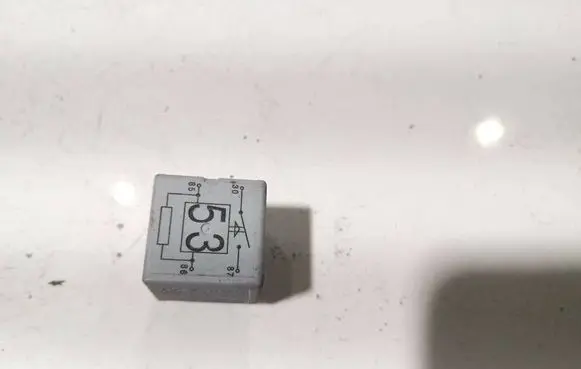 Volkswagen Cross Polo Other relay 141951253B