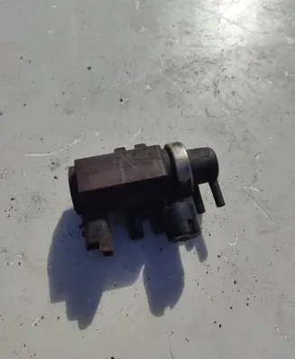 Volvo V50 Turbo solenoid valve 72832804