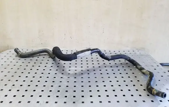 Tesla Model S Electric car engine cooling hoses/pipes 103729600E