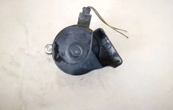 Skoda Fabia Mk2 (5J) Horn signal e30055307