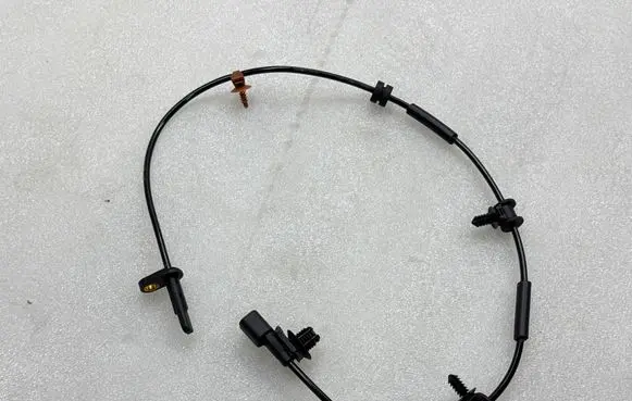 Tesla Model 3 ABS brake wheel speed sensor 104476100E