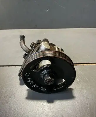 Hyundai Terracan Power steering pump 