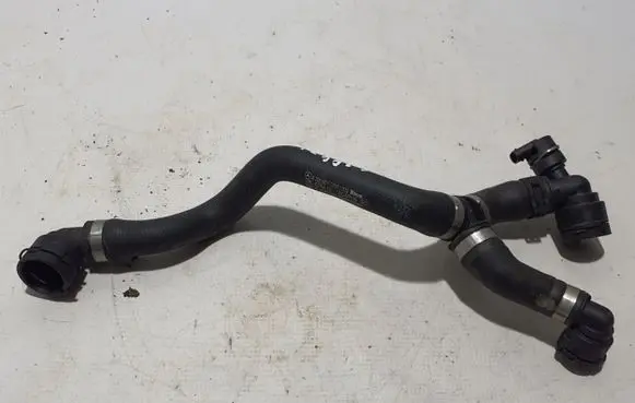 Mercedes-Benz C W206 Engine coolant pipe/hose A2065017200