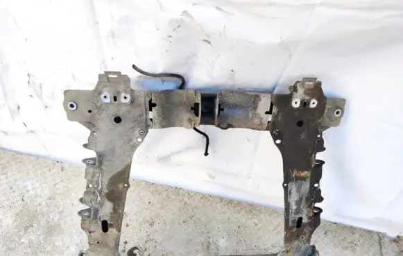 Renault Clio II Front subframe