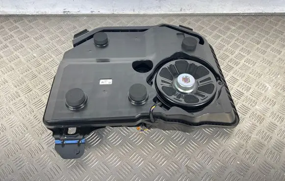 Jeep Avenger Subwoofer speaker 52198038 8946033602A