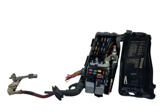 Volvo XC60 Fuse module 6G9T14A076MB 6G9T14A076LC