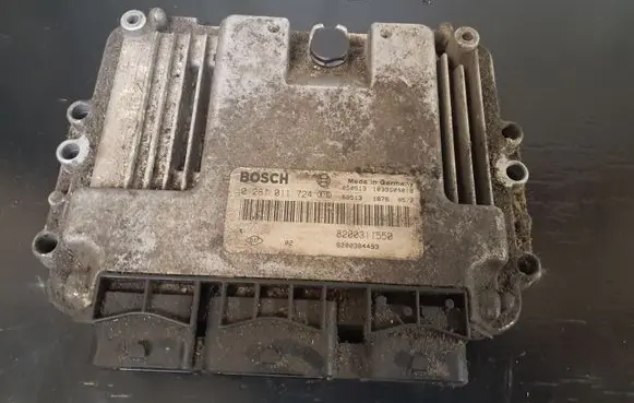 Renault Espace - Grand espace IV Engine control unit/module 8200311550