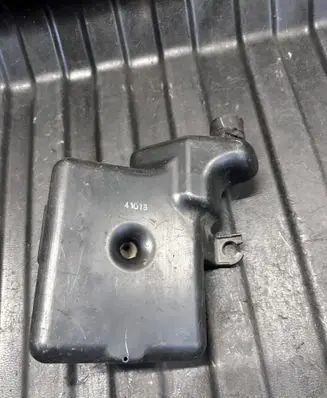 Infiniti FX Intake resonator 41013 CG001