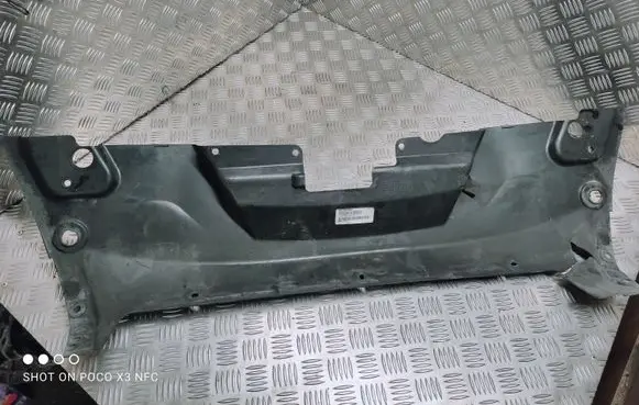 Radiator trim