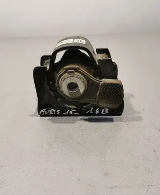 Toyota Auris E180 Engine mount bracket