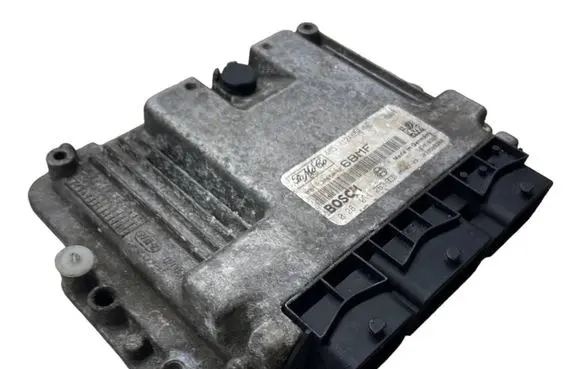 Ford Focus Engine control unit/module 4M5112A650NE 1039S09340
