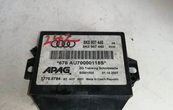 Audi Q7 4L SOS control module 8K0907440