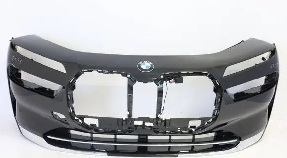 BMW 7 G70 Front bumper 96325655