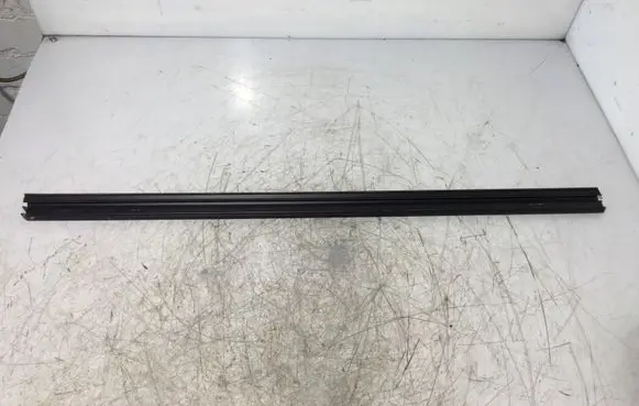 Peugeot Expert Rubber seal front door window/glass 9808655880