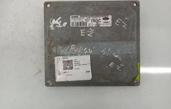 Ford Fusion Engine control unit/module 2S6A12A650YD 2S6A-12A650-YD