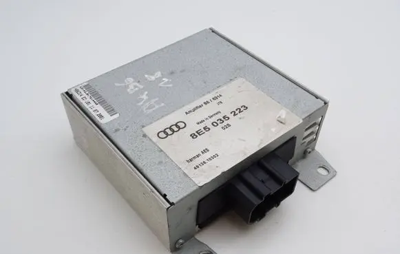 Audi A4 S4 B6 8E 8H Sound amplifier 8E5035223
