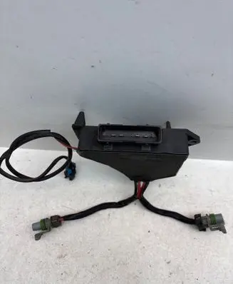 Opel Vectra C Coolant fan relay WH1060 873526Q 524A
