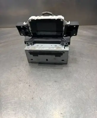 Ford Focus Radio/CD/DVD/GPS head unit BM5T18C815HM Z030