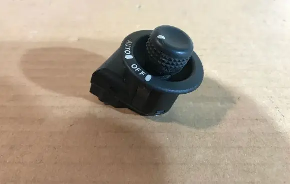 Jaguar XJ X308 Steering wheel adjustment switch LNA6465AA