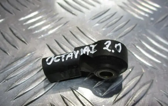 Skoda Octavia Mk1 (1U) Detonation knock sensor 030905377C