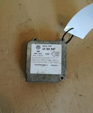 Volkswagen Golf IV Airbag control unit/module 1J0909609