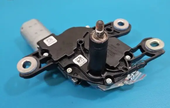 Skoda Superb B8 (3V) Rear window wiper motor 3V9955711 IMPRK1607541