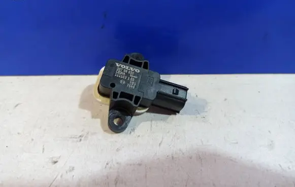 Volvo V60 Airbag deployment crash/impact sensor 30798032 30798030