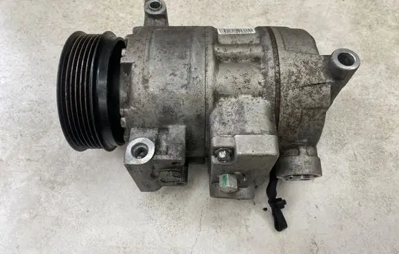 Audi A4 S4 B7 8E 8H Air conditioning (A/C) compressor (pump) R134A CZ680975511 680060110238
